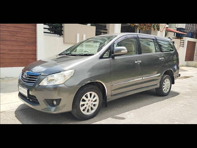 Used Toyota Innova [2005-2009] 2.5 V 7 STR in Hyderabad