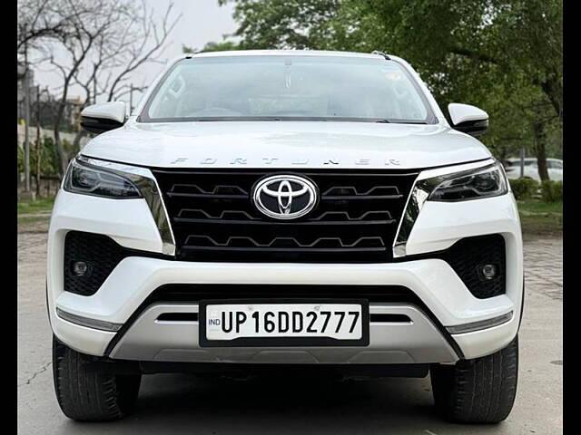 Used Toyota Fortuner 4X4 AT 2.8 Diesel in Delhi