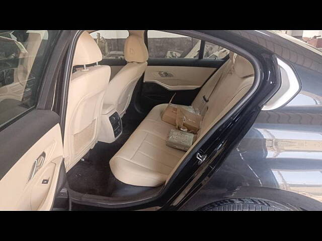 Used BMW 3 Series 320d Luxury Edition in Delhi