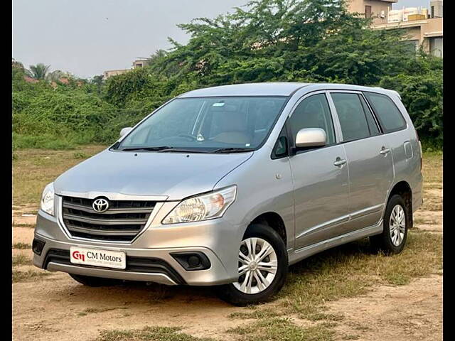 Used Toyota Innova [2015-2016] 2.5 GX BS IV 8 STR in Ahmedabad