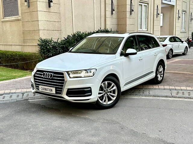 Used Audi Q7 [2015-2020] 45 TFSI Technology Pack in Delhi