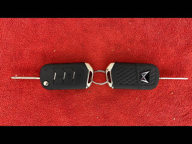 Used Mahindra XUV700 AX 7 Petrol MT 7 STR [2021] in Hyderabad