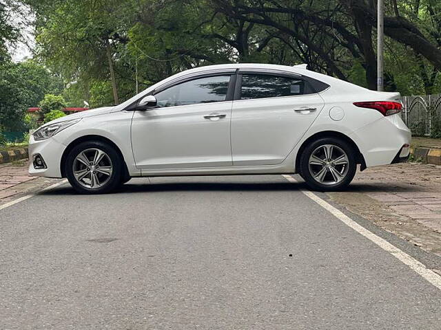 Used Hyundai Verna [2017-2020] SX (O) Anniversary Edition 1.6 CRDi in Delhi