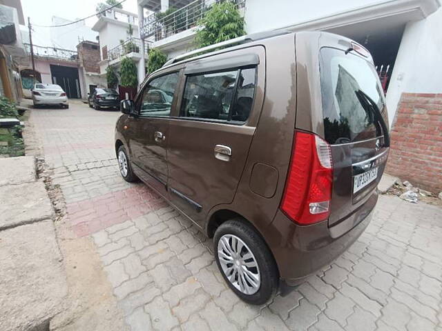 Used Maruti Suzuki Wagon R 1.0 [2014-2019] VXI in Lucknow