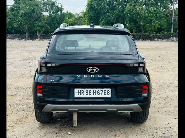 Used Hyundai Venue [2022-2023] SX 1.2 Petrol in Delhi