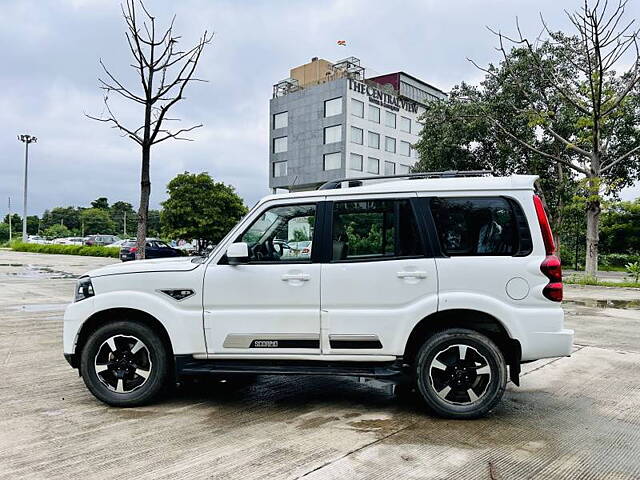 Used Mahindra Scorpio S11 MT 7S CC in Gurgaon