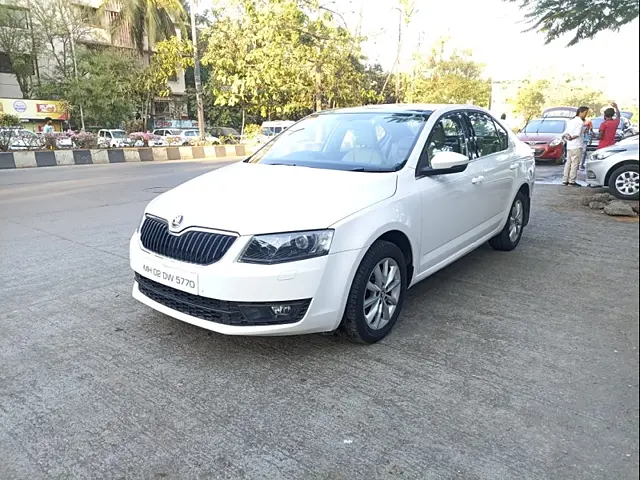 Used 2015 Skoda Octavia in Mumbai
