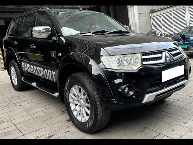 Used Mitsubishi Pajero Sport 2.5 AT in Mumbai