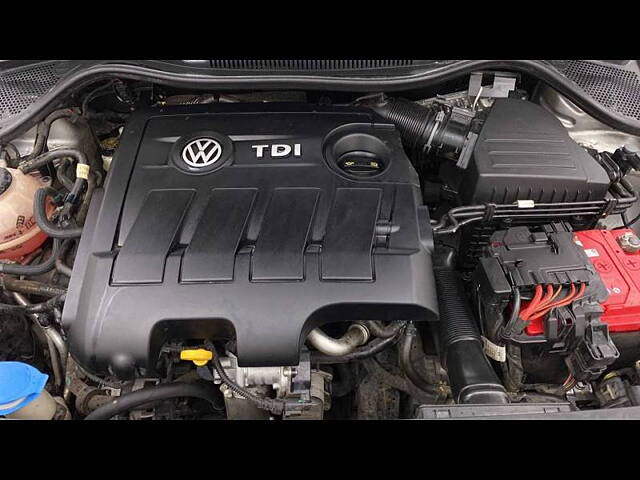 Used Volkswagen Vento [2015-2019] Highline Plus 1.5 AT (D) 16 Alloy in Hyderabad