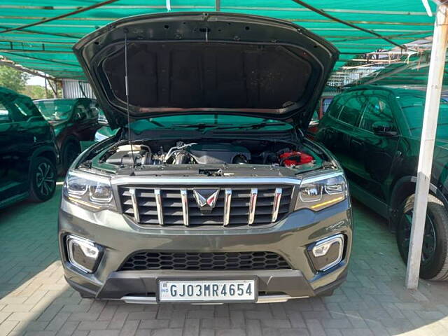 Used Mahindra Scorpio N Z8 L Diesel MT 4WD 7 STR [2022] in Ahmedabad