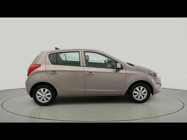 Used Hyundai i20 [2010-2012] Sportz 1.2 BS-IV in Ahmedabad