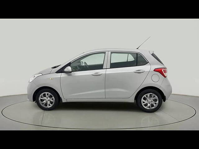 Used Hyundai Grand i10 Magna 1.2 Kappa VTVT in Ahmedabad