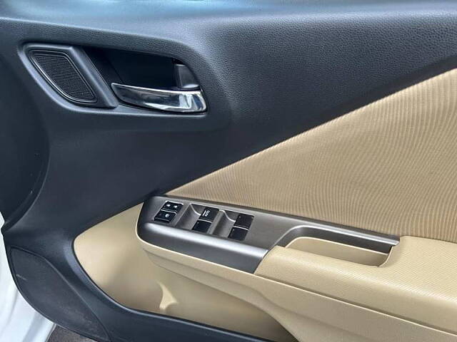 Used Honda City 4th Generation V Petrol [2017-2019] in Kolkata