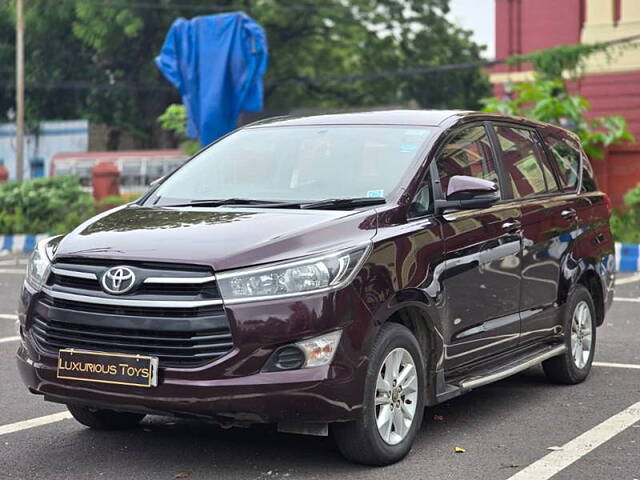 Used Toyota Innova Crysta [2016-2020] 2.4 G 7 STR [2016-2017] in Kolkata