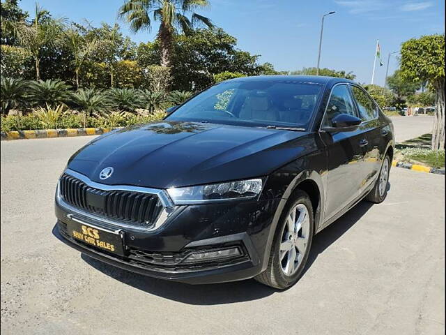 Used Skoda Octavia Style 2.0 in Delhi