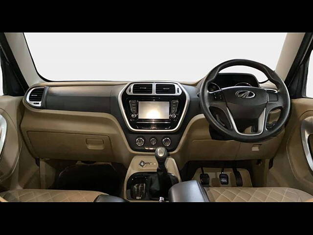 Used Mahindra TUV300 [2015-2019] T10 Dual Tone in Chandigarh