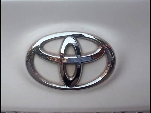 Used Toyota Yaris J MT in Kanpur