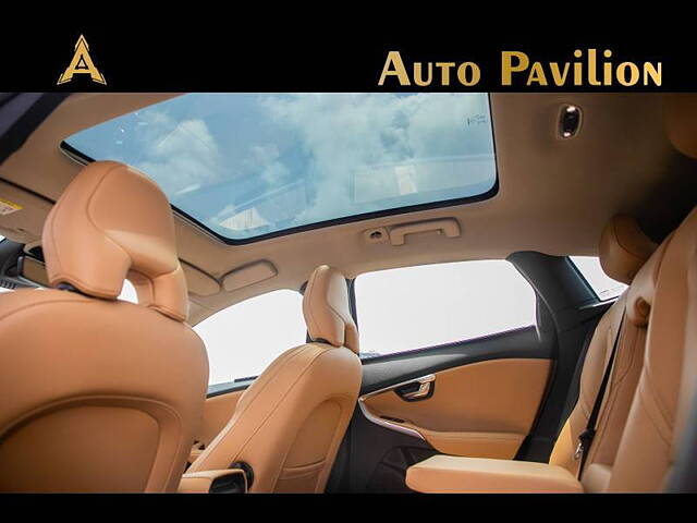 Used Volvo V40 [2016-2019] D3 R-Design in Pune