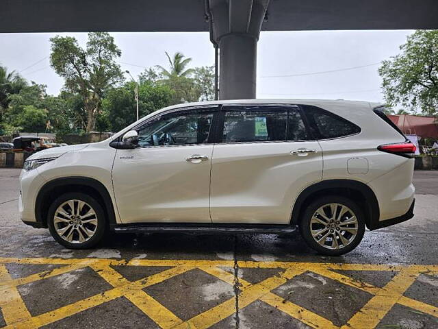 Used Toyota Innova Hycross ZX Hybrid 7 STR in Mumbai