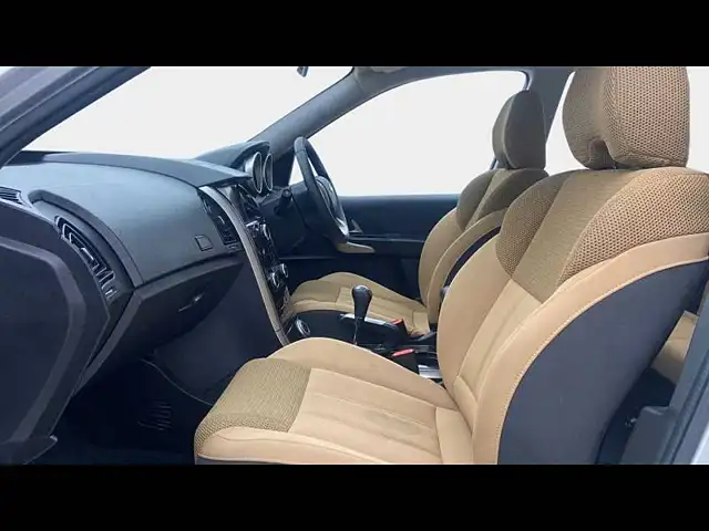 Used Mahindra XUV500 W7 AT [2018-2020] in Delhi