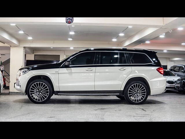 Used Mercedes-Benz GLS [2016-2020] 400 4MATIC in Delhi