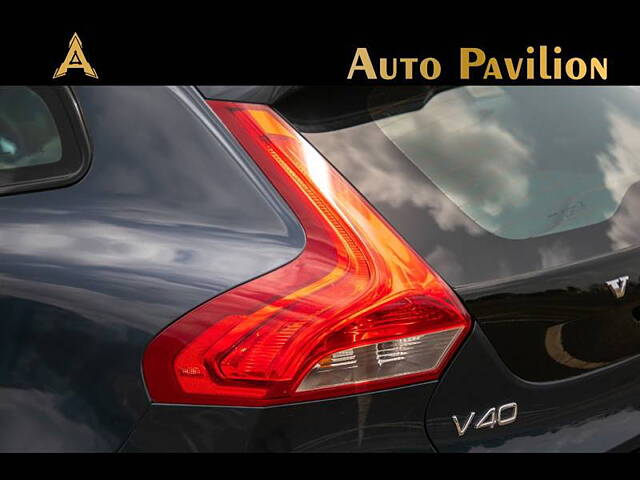 Used Volvo V40 [2016-2019] D3 R-Design in Mumbai