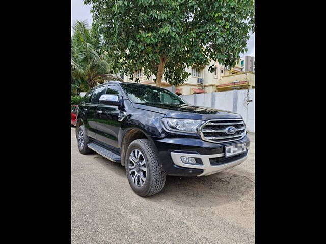 Used Ford Endeavour [2016-2019] Titanium 2.2 4x2 AT in Ahmedabad