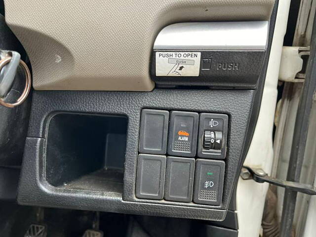 Used Maruti Suzuki Wagon R 1.0 [2010-2013] LXi in Rajkot