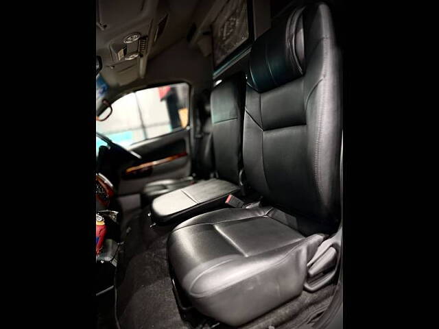 Used Nissan NV350 Caravan in Gurgaon