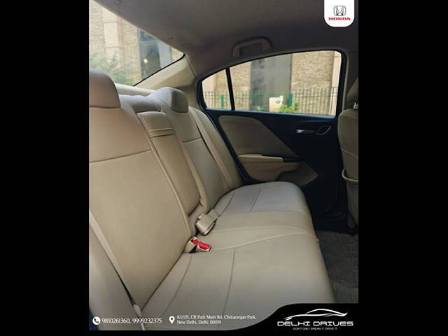 Used Honda City 4th Generation V Petrol [2017-2019] in Delhi