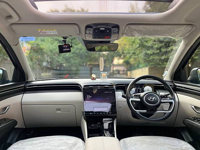 Used Hyundai Tucson Signature 2.0 AT Petrol in Delhi