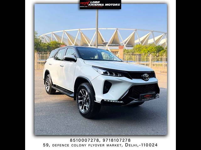 Used Toyota Fortuner 4X2 AT 2.8 Legender in Delhi