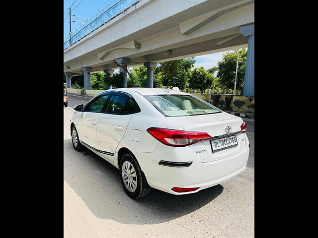 Used Toyota Yaris J MT in Delhi