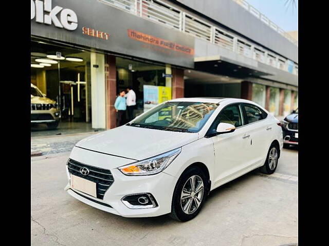 Used Hyundai Verna [2017-2020] SX (O) 1.6 CRDi  AT in Gurgaon