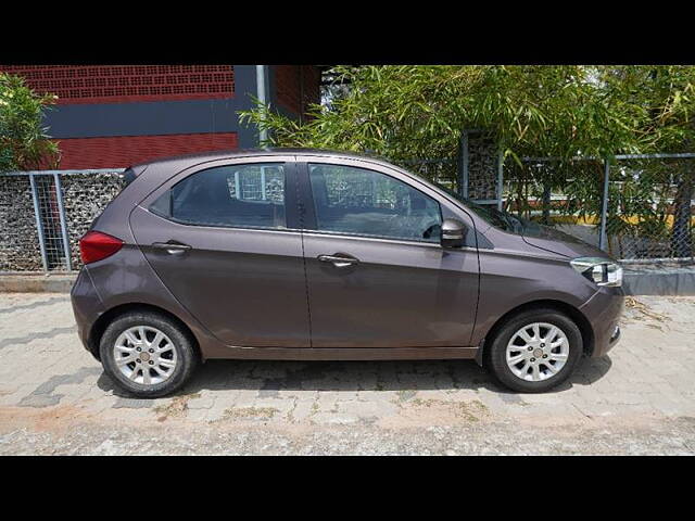 Used Tata Tiago [2016-2020] Revotron XZA [2017-2019] in Thiruvananthapuram