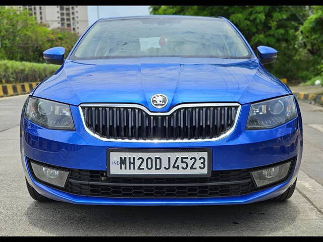 Used 2015 Skoda Octavia in Mumbai