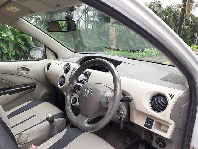 Used Toyota Etios Liva VX in Mumbai