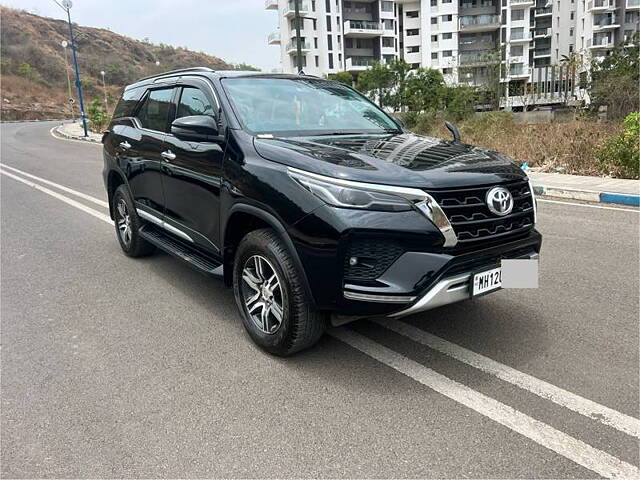 Used Toyota Fortuner 4X2 AT 2.8 Diesel in Pune