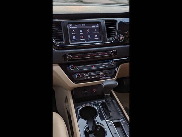 Used Kia Carnival [2020-2023] Prestige 6 STR in Pune