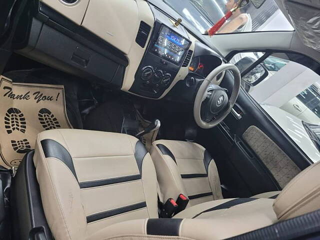 Used Maruti Suzuki Wagon R 1.0 [2014-2019] VXI AMT in Kanpur