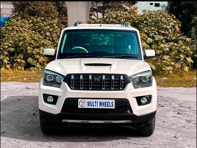 Used 2018 Mahindra Scorpio in Delhi