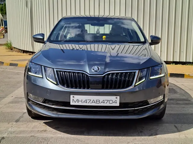 Used 2018 Skoda Octavia in Mumbai