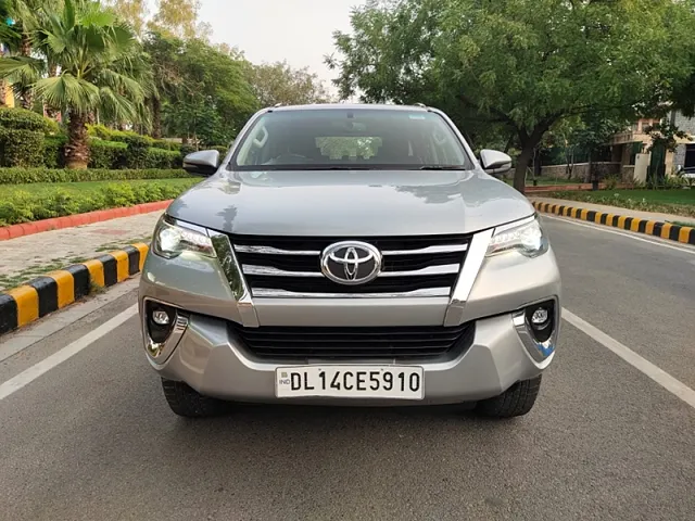 Used 2019 Toyota Fortuner in Delhi