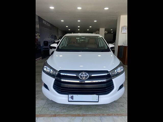 Used Toyota Innova Crysta [2016-2020] 2.4 G 8 STR [2016-2017] in Ludhiana