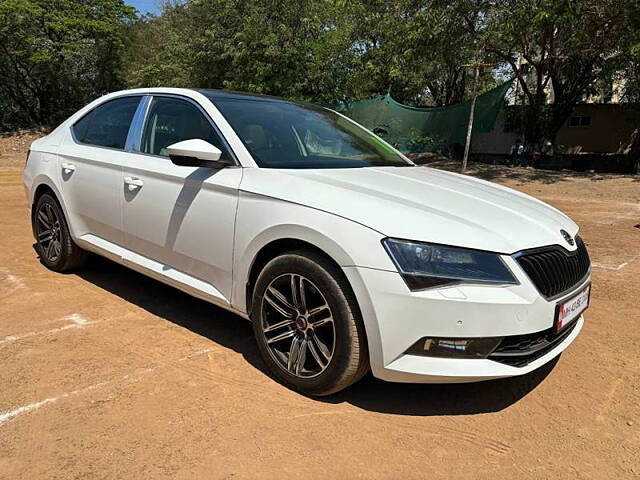 Used 2016 Skoda Superb in Mumbai