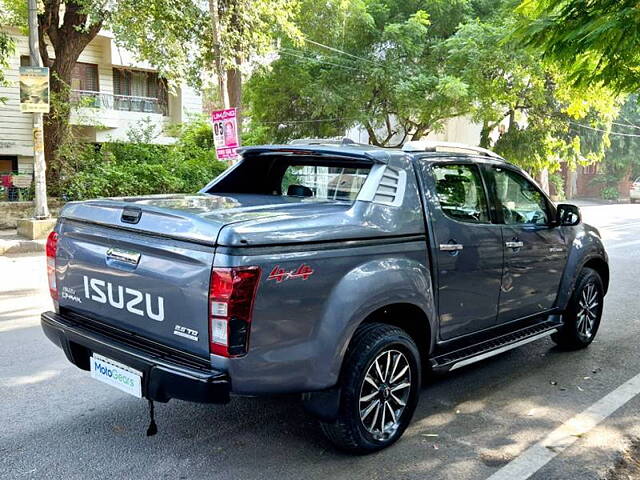 Used Isuzu D-Max V-Cross [2016-2018] 4x4 in Delhi