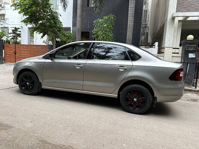 Used Skoda Rapid [2014-2015] 1.5 TDI CR Ambition with Alloy Wheels in Hyderabad