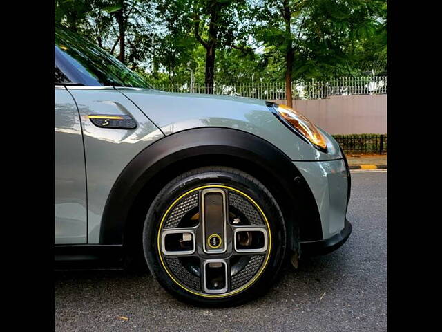 Used MINI Cooper SE Charged Edition in Delhi