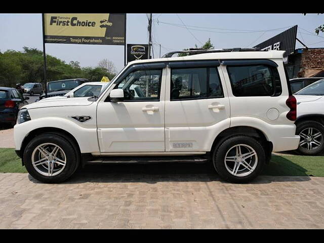 Used Mahindra Scorpio 2021 S7 120 2WD 7 STR in Gurgaon