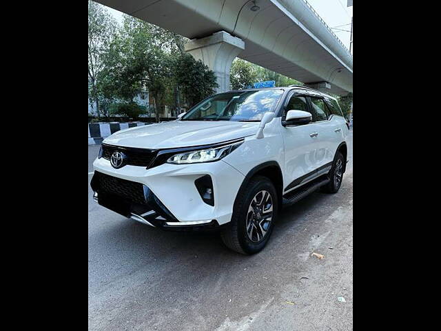 Used Toyota Fortuner Legender 2.8 4X4 AT in Delhi